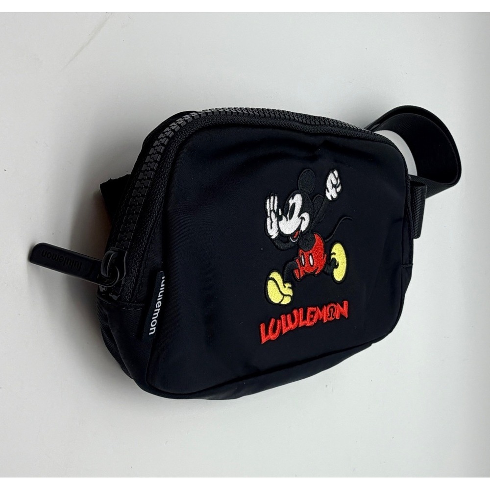 Lululemon‎ Disney Mickey Mouse Black Belt Bag Handbag - Picture 3 of 9